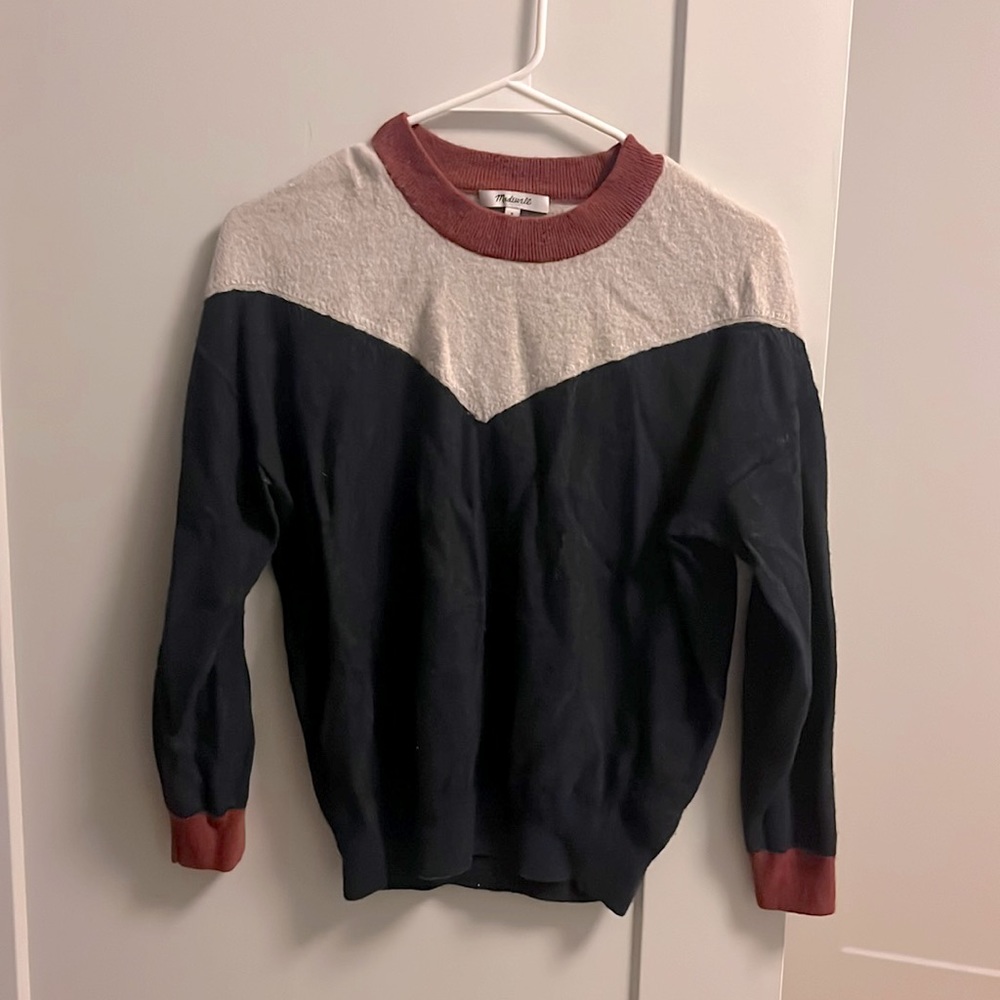 Mademall sweater, Size S